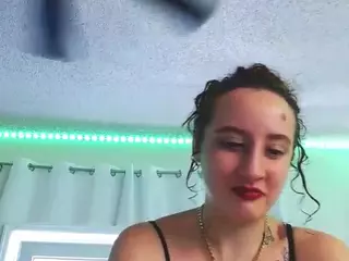 adafontaine18's Live Sex Cam Show