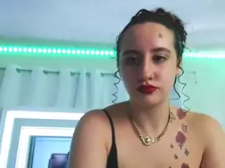 adafontaine18's Live Sex Cam Show