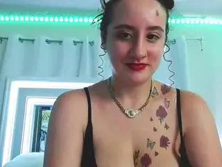 adafontaine18's Live Sex Cam Show