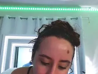 adafontaine18's Live Sex Cam Show