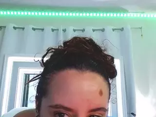adafontaine18's Live Sex Cam Show