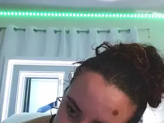 adafontaine18's Live Sex Cam Show