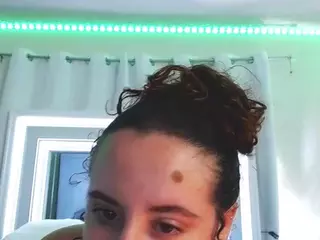 adafontaine18's Live Sex Cam Show