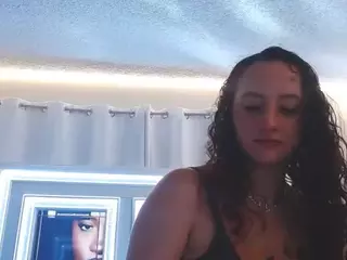 adafontaine18's Live Sex Cam Show