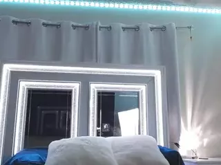 adafontaine18's Live Sex Cam Show