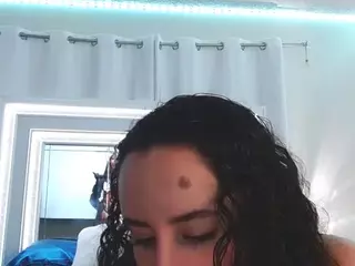 adafontaine18's Live Sex Cam Show