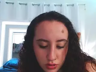 adafontaine18's Live Sex Cam Show