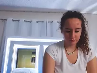 adafontaine18's Live Sex Cam Show