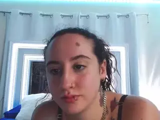 adafontaine18's Live Sex Cam Show