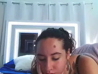 adafontaine18's Live Sex Cam Show