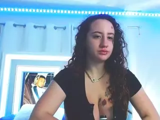adafontaine18's Live Sex Cam Show