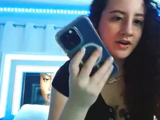 adafontaine18's Live Sex Cam Show