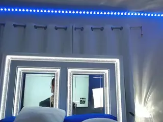 adafontaine18's Live Sex Cam Show