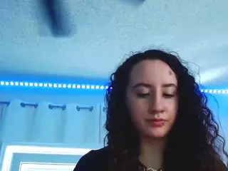 adafontaine18's Live Sex Cam Show