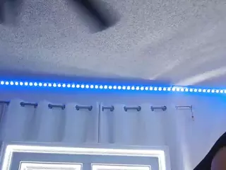adafontaine18's Live Sex Cam Show