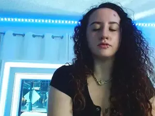 adafontaine18's Live Sex Cam Show