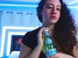 adafontaine18's Live Sex Cam Show