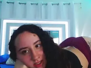 adafontaine18's Live Sex Cam Show