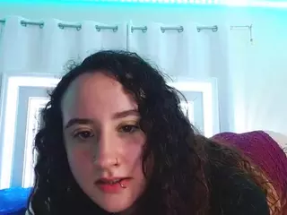 adafontaine18's Live Sex Cam Show