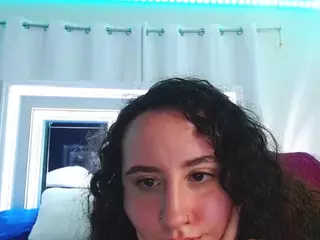 adafontaine18's Live Sex Cam Show