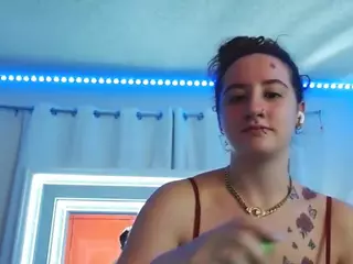 adafontaine18's Live Sex Cam Show