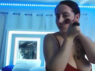 adafontaine18's Live Sex Cam Show