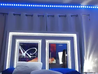 adafontaine18's Live Sex Cam Show