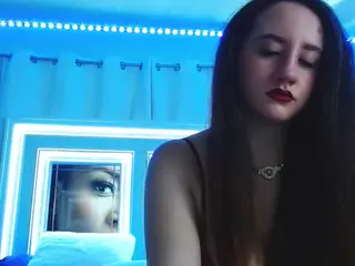 adafontaine18's Live Sex Cam Show