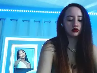 adafontaine18's Live Sex Cam Show