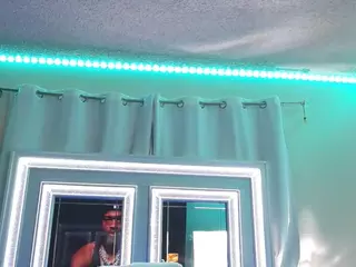 adafontaine18's Live Sex Cam Show