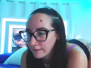 adafontaine18's Live Sex Cam Show