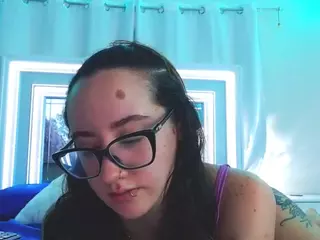 adafontaine18's Live Sex Cam Show
