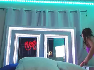adafontaine18's Live Sex Cam Show