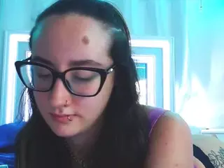 adafontaine18's Live Sex Cam Show