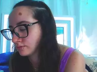 adafontaine18's Live Sex Cam Show