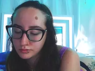 adafontaine18's Live Sex Cam Show