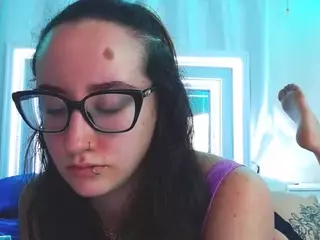 adafontaine18's Live Sex Cam Show