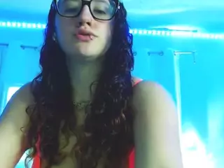 adafontaine18's Live Sex Cam Show