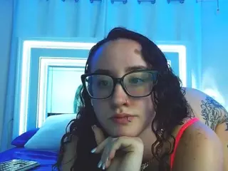 adafontaine18's Live Sex Cam Show
