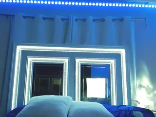 adafontaine18's Live Sex Cam Show