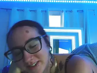 adafontaine18's Live Sex Cam Show