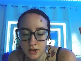 adafontaine18's Live Sex Cam Show