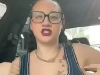 adafontaine18's Live Sex Cam Show