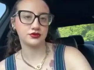 adafontaine18's Live Sex Cam Show