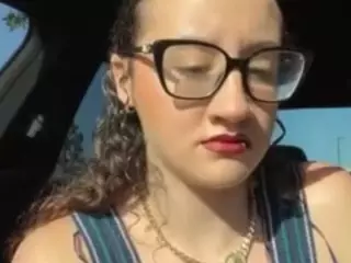 adafontaine18's Live Sex Cam Show