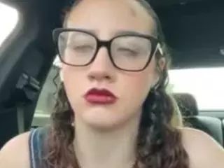 adafontaine18's Live Sex Cam Show