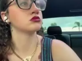 adafontaine18's Live Sex Cam Show