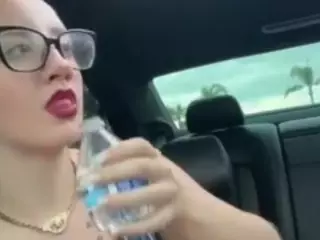 adafontaine18's Live Sex Cam Show