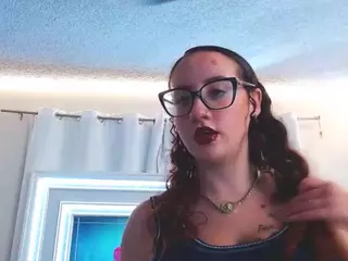 adafontaine18's Live Sex Cam Show