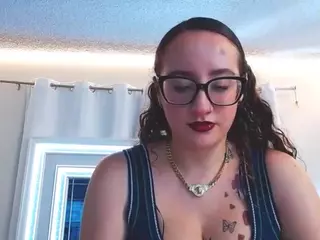 adafontaine18's Live Sex Cam Show